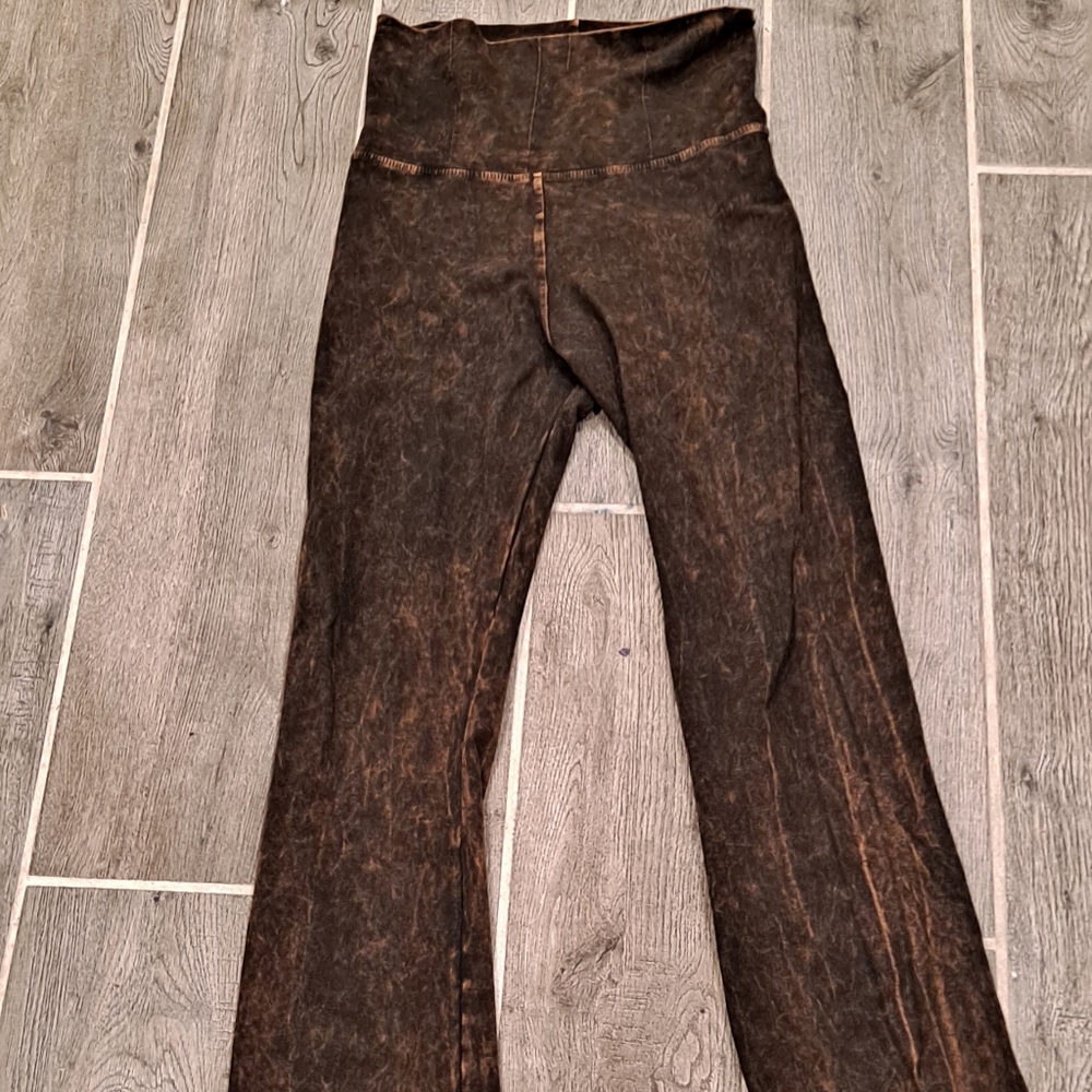 Tparty yoga pants. Mineral wash brown. Women's small